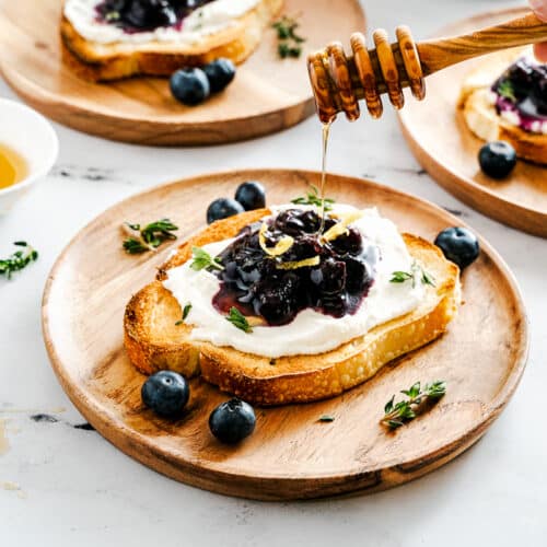 blueberry toast