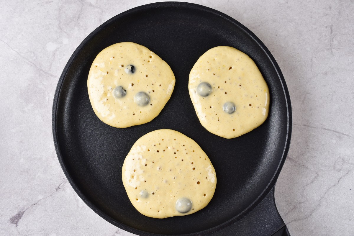 Frying pancakes in a pan