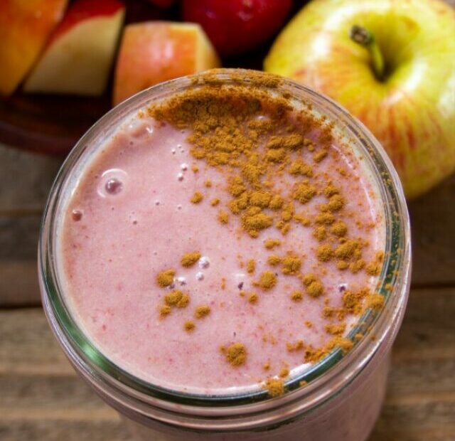 Strawberry apple smoothie