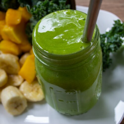 Kale mango smoothie