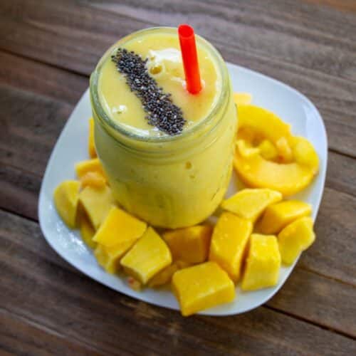 Peach mango smoothie