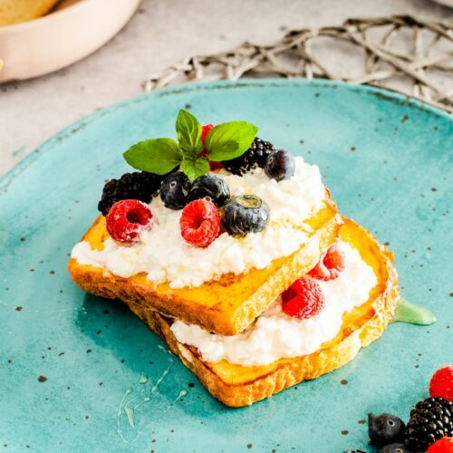 Cottage cheese toast