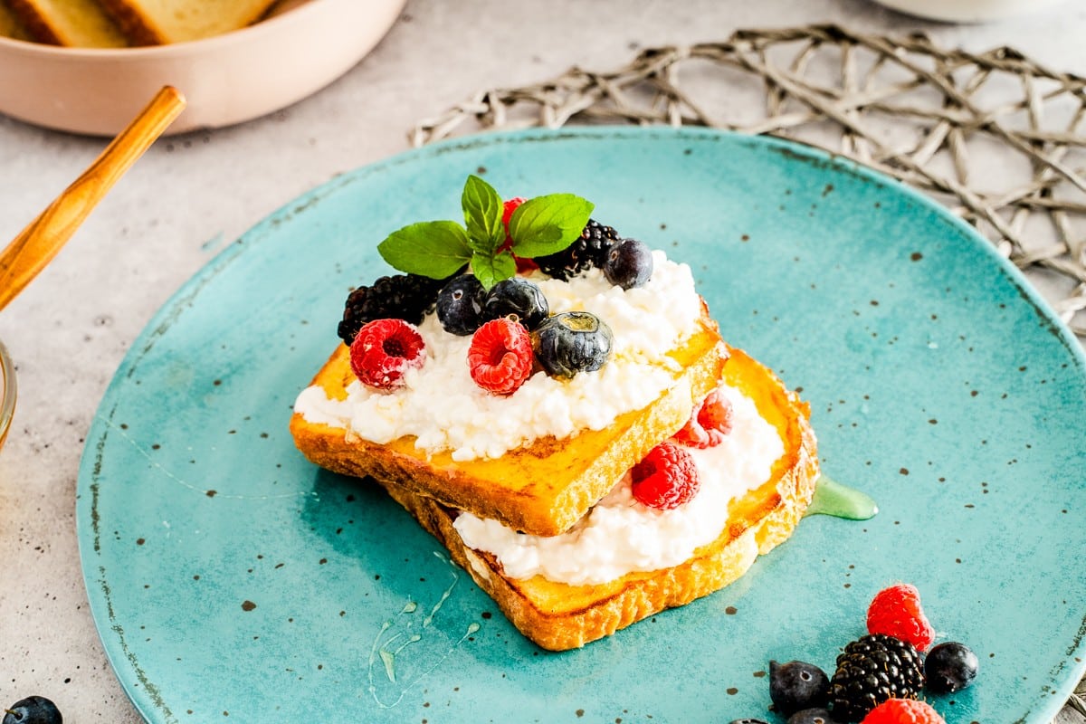 Cottage cheese toast