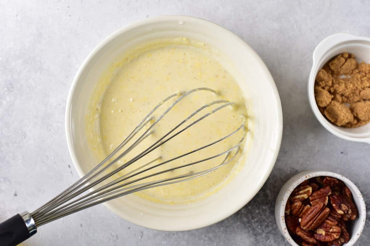 Mixing liquid ingredients in a separate bowl