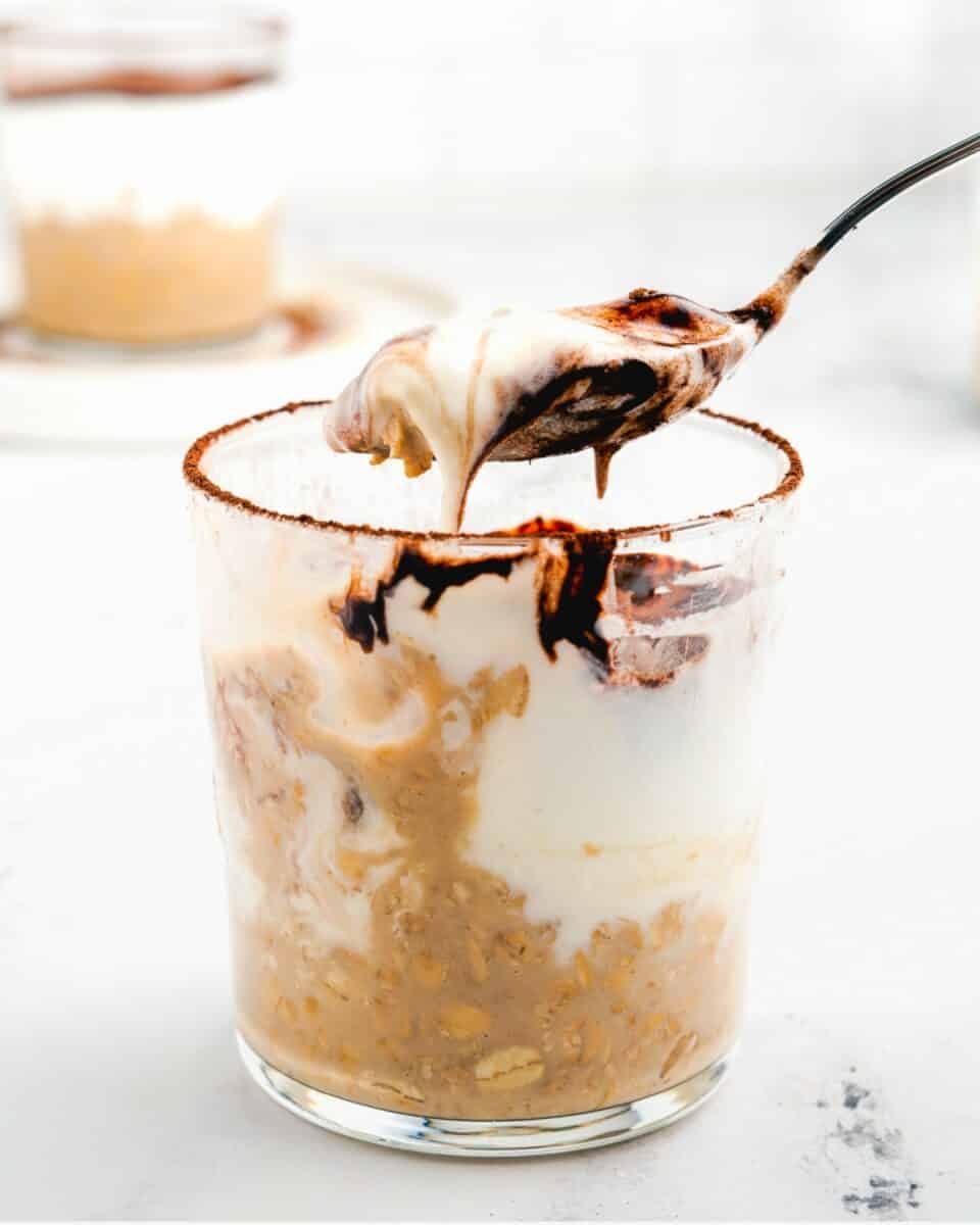 Tiramisu overnight oats