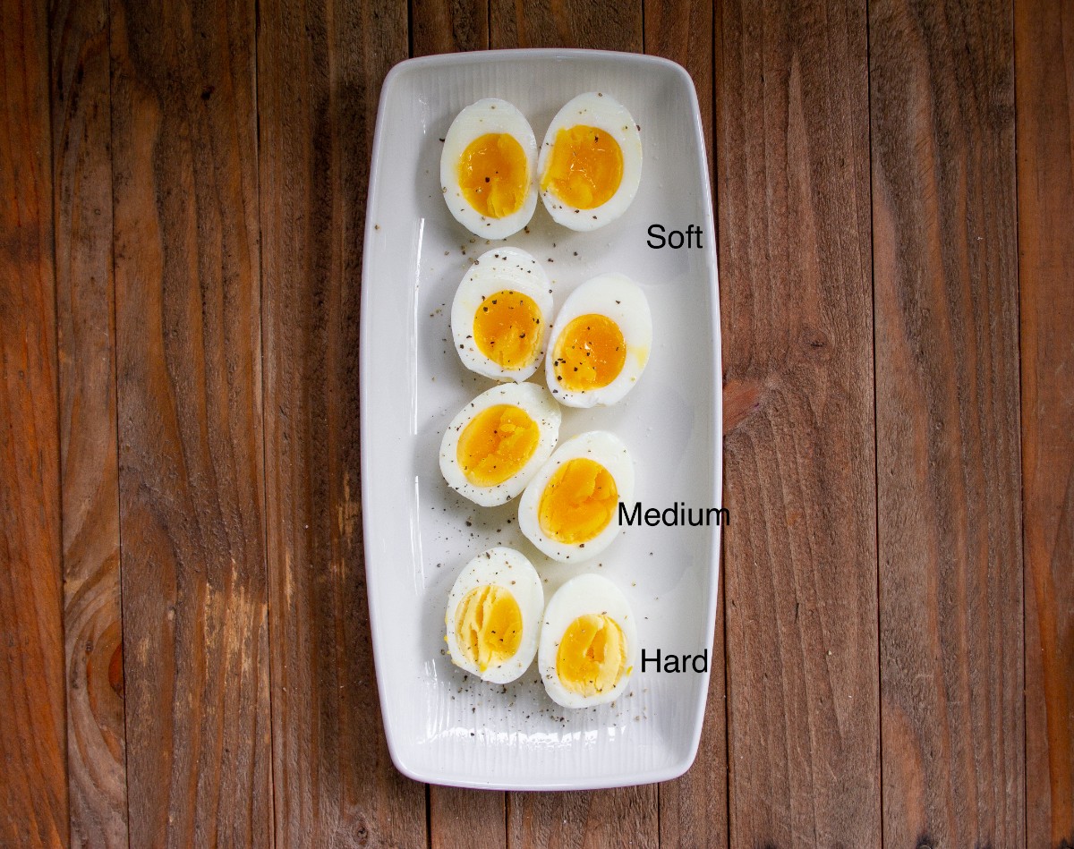 Boiled eggs on a tray