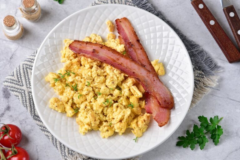 Cooking Eggs in Bacon Grease Golden Truffle