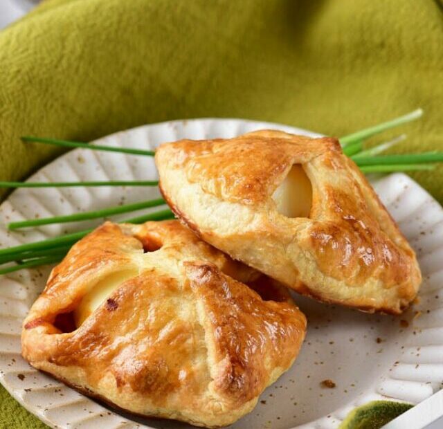 cropped-egg-puff2.jpg