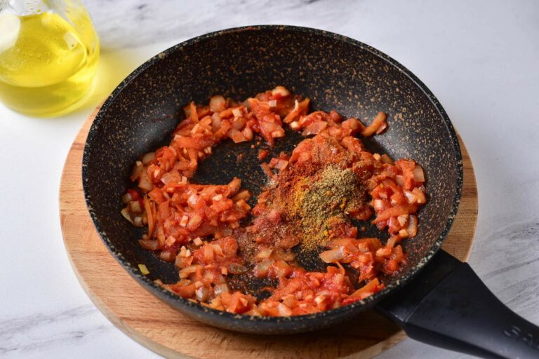 45 Best Seasonings for Scrambled Eggs Golden Truffle