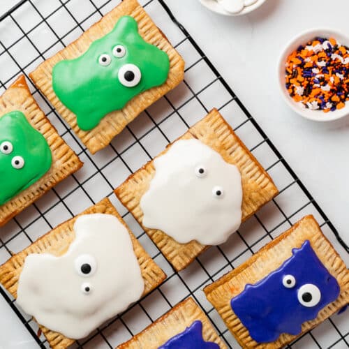 Spooky pop tarts