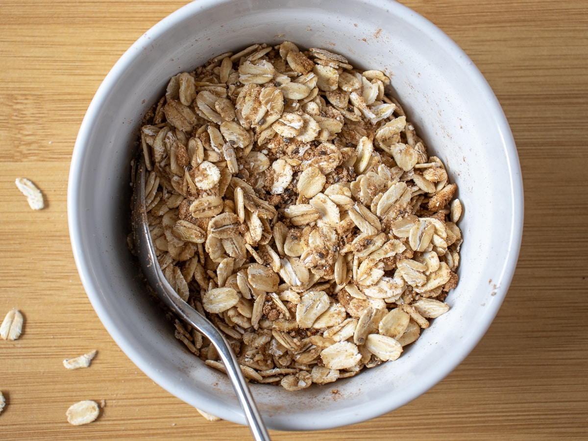 Cinnamon Overnight Oats | Golden Truffle