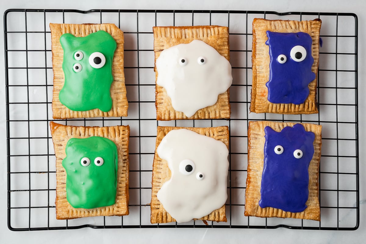 Spooky pop tarts