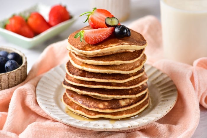 Birthday brunch ideas - Oat milk pancakes