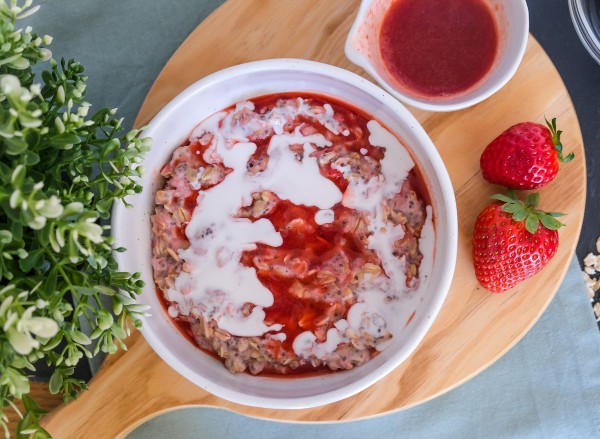 Strawberries & cream oatmeal