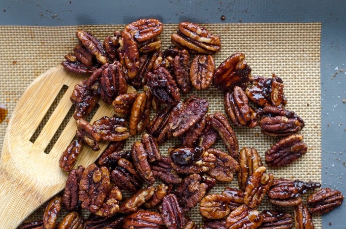 Candied pecans