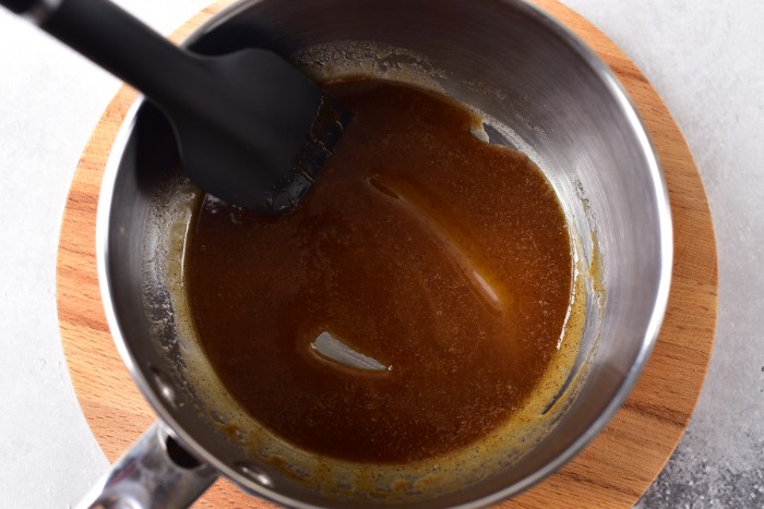 Caramel sauce