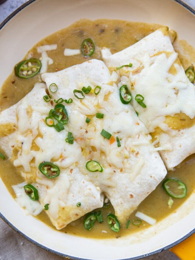 How To Make Green Chile Breakfast Burrito Golden Truffle