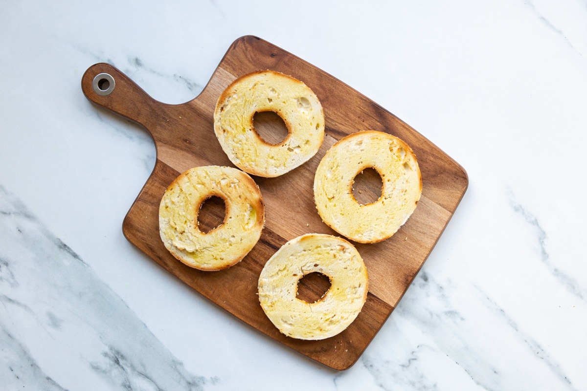 How To Reheat a Frozen Bagel Golden Truffle